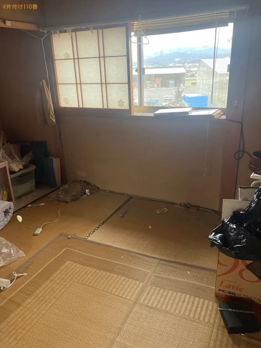【鳥取市】クローゼット、マットレス付きベッド、布団、椅子等の回収